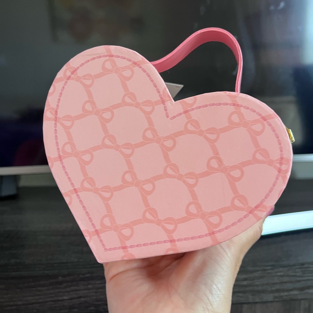 Target Bullseye Storage Box with Bow Prints 🎀